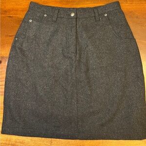 Woolrich Women’s Wool Black Short  5 Pocket Skirt Size 8